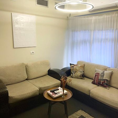 Citynest Apartments, 3-Minute Walk From The Skanderbeg Square Тирана Екстер'єр фото